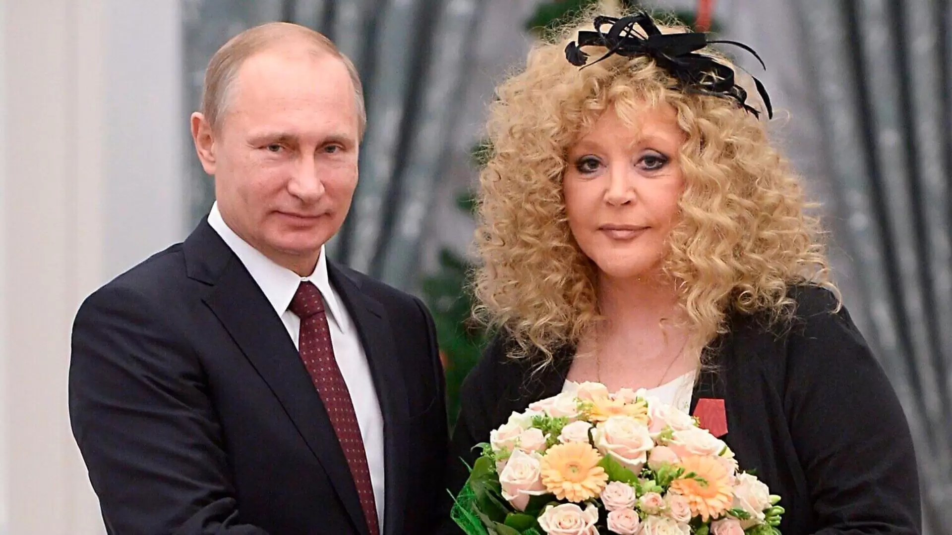 What did Alla Pugacheva’s worst hairstyle look like, for which everyone criticized her (1)