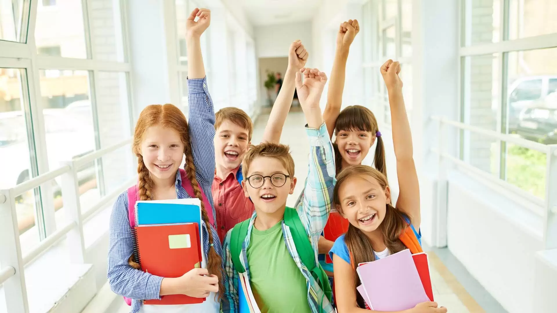 HOW CAN YOU HELP YOUR CHILD ADJUST TO A NEW SCHOOL 4 STEPS (1)