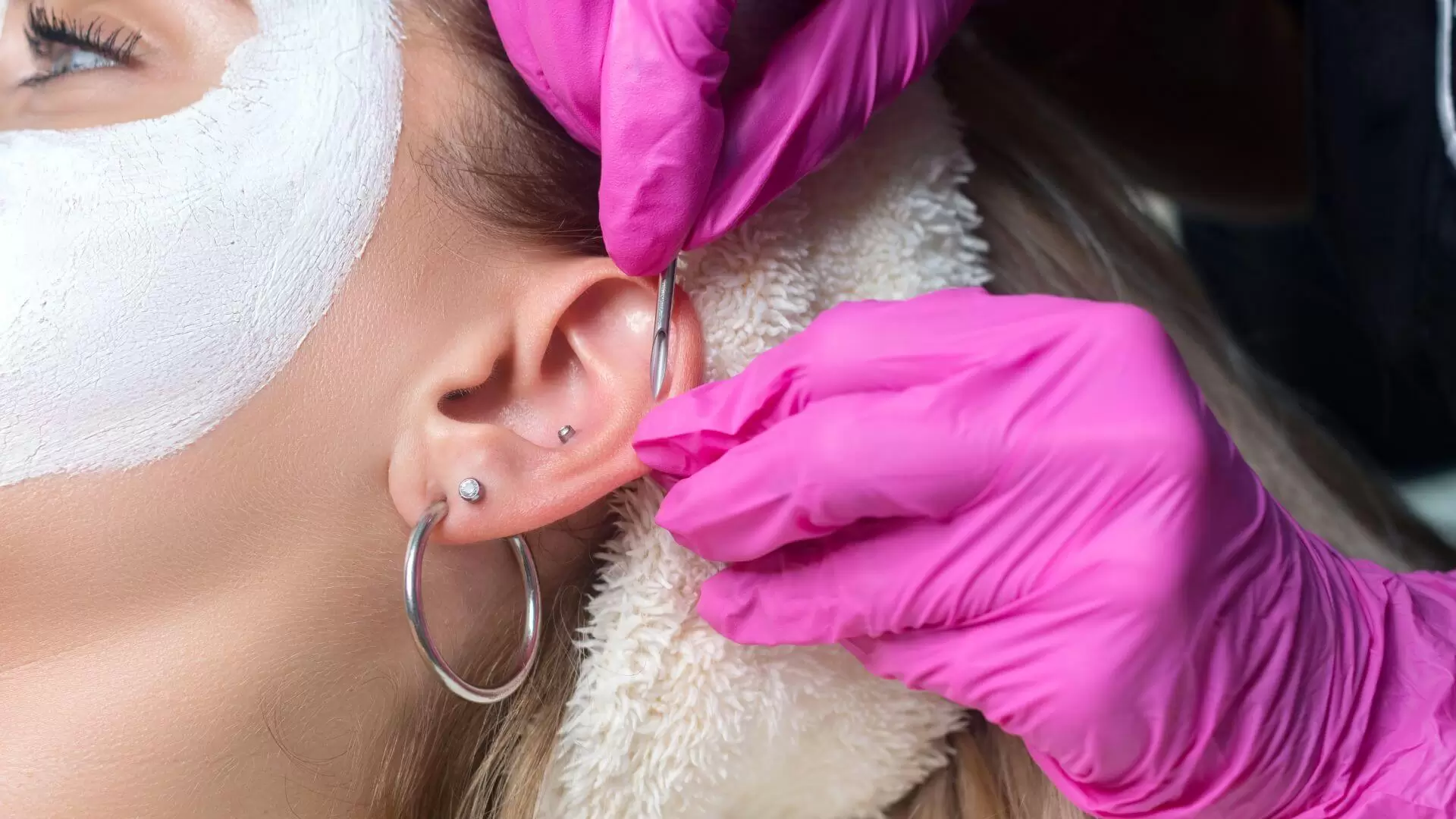 Helix piercing types of ear cartilage punctures, healing, and other nuances (1)